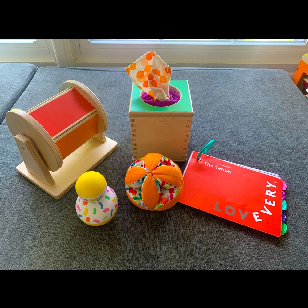 Lovevery Senser Kit (Months 5-6)